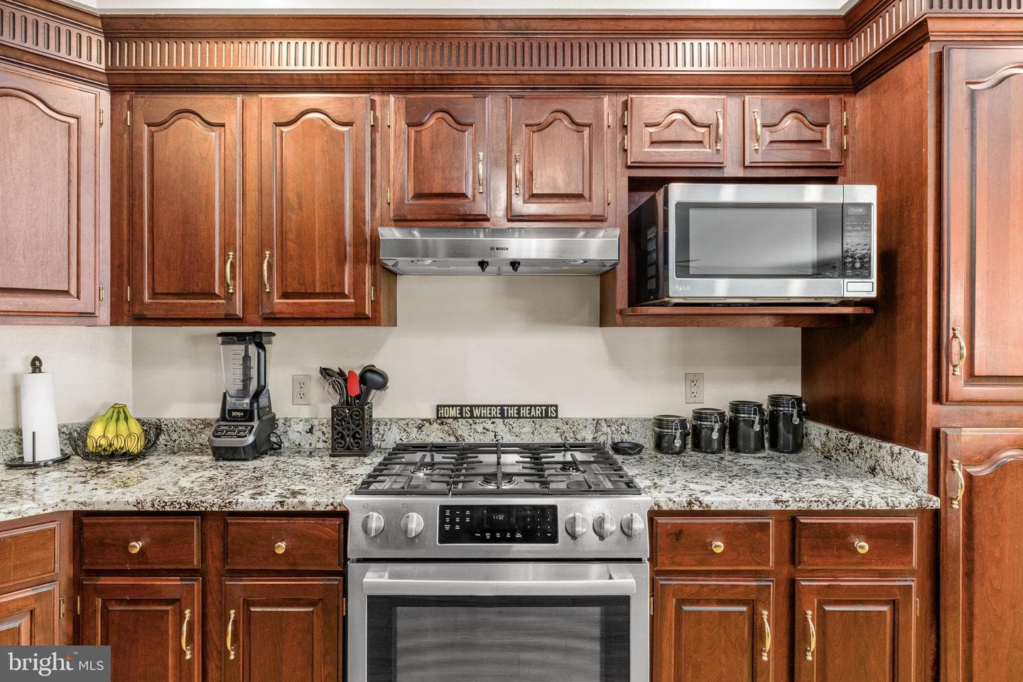 64 Rolling Green Lane photo 35