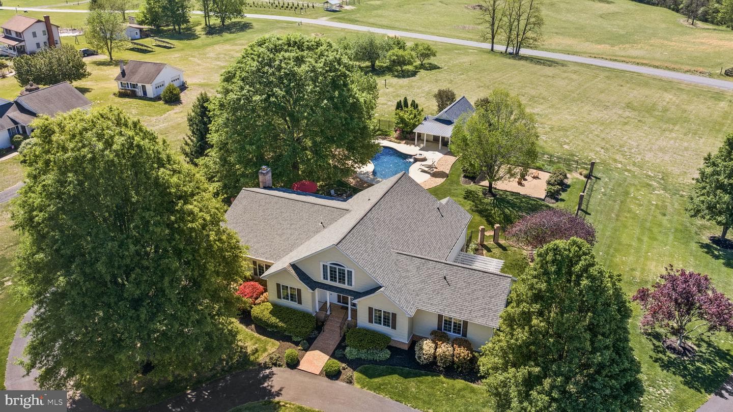 64 Rolling Green Lane photo 53