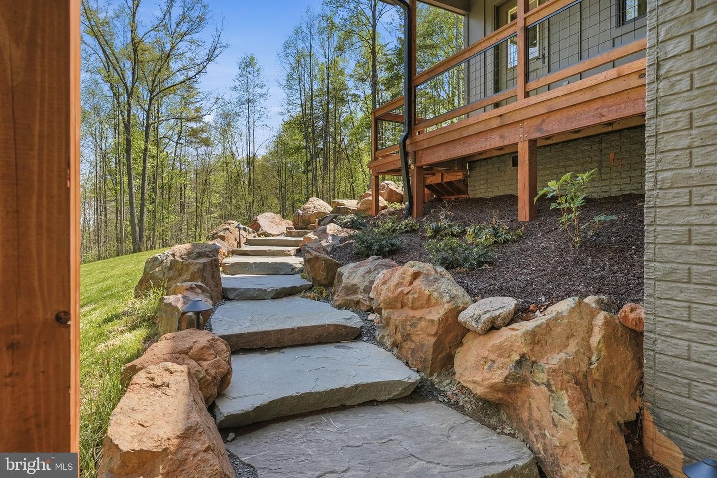 677 Weaver Hollow Road photo 6
