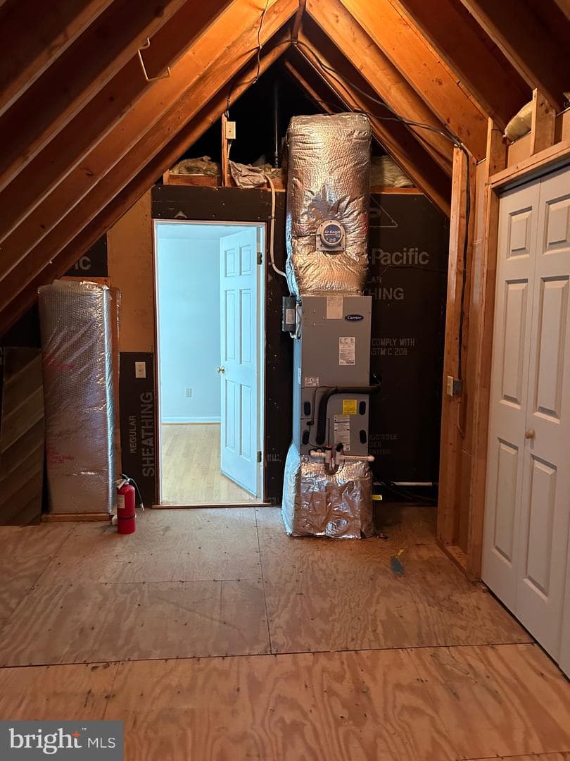 359 Malvern Drive photo 27
