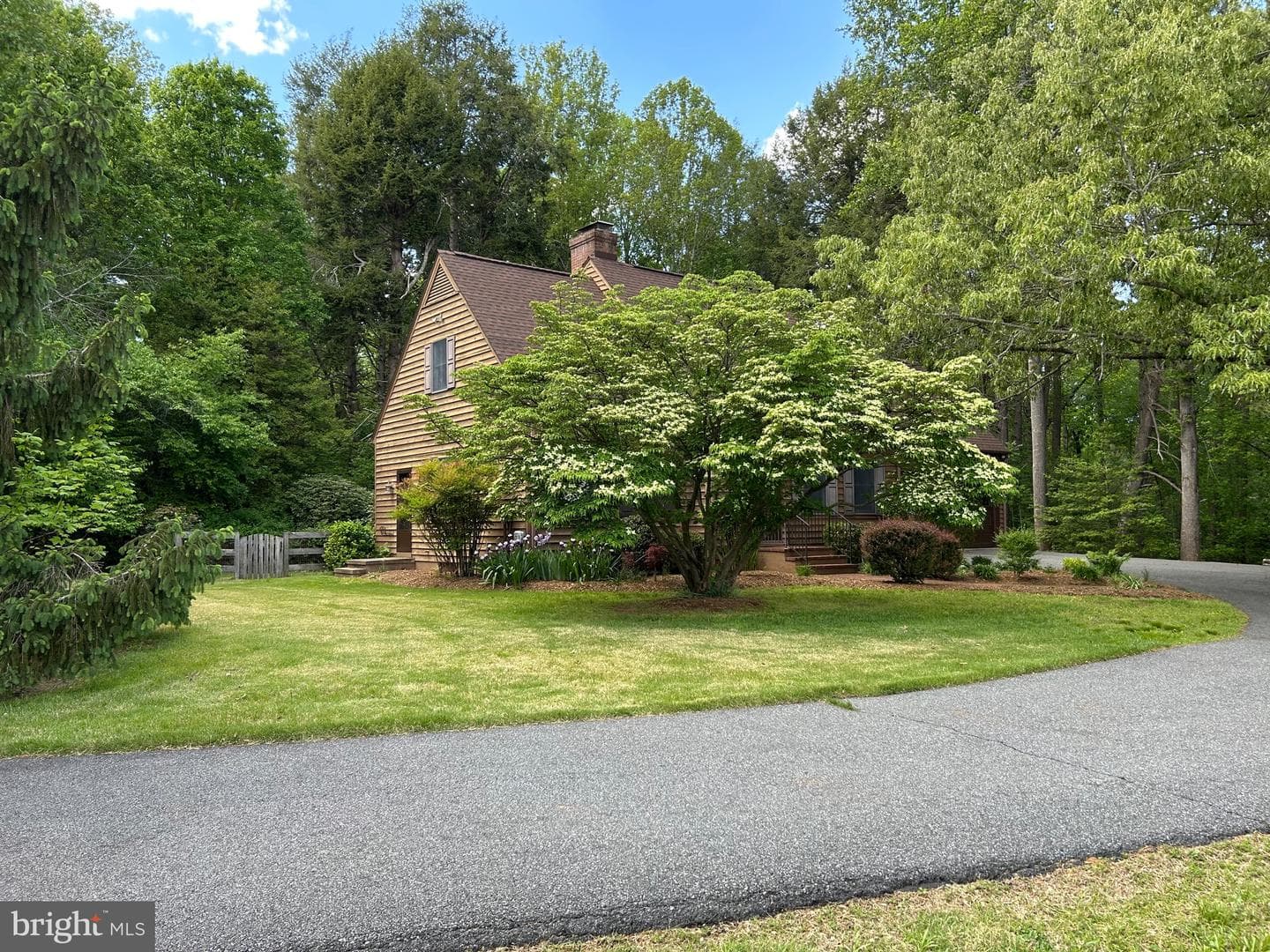 359 Malvern Drive photo 40