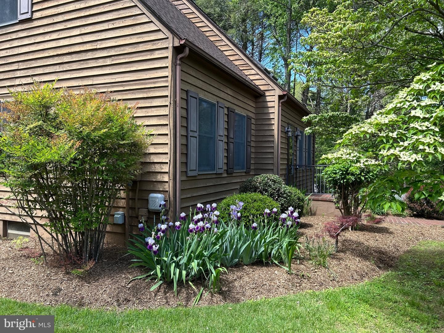 359 Malvern Drive photo 45