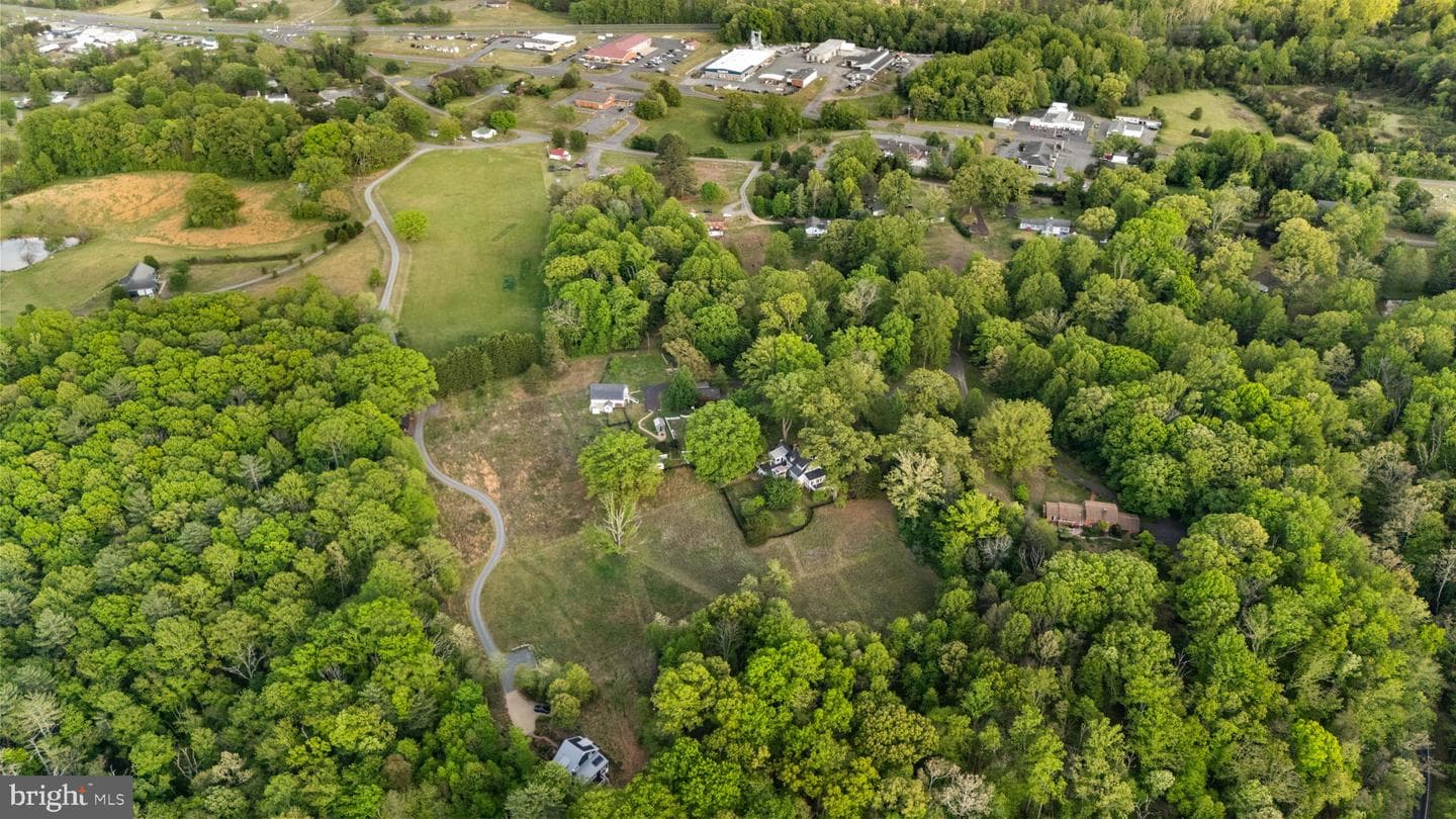 324 N Blue Ridge Turnpike photo 63