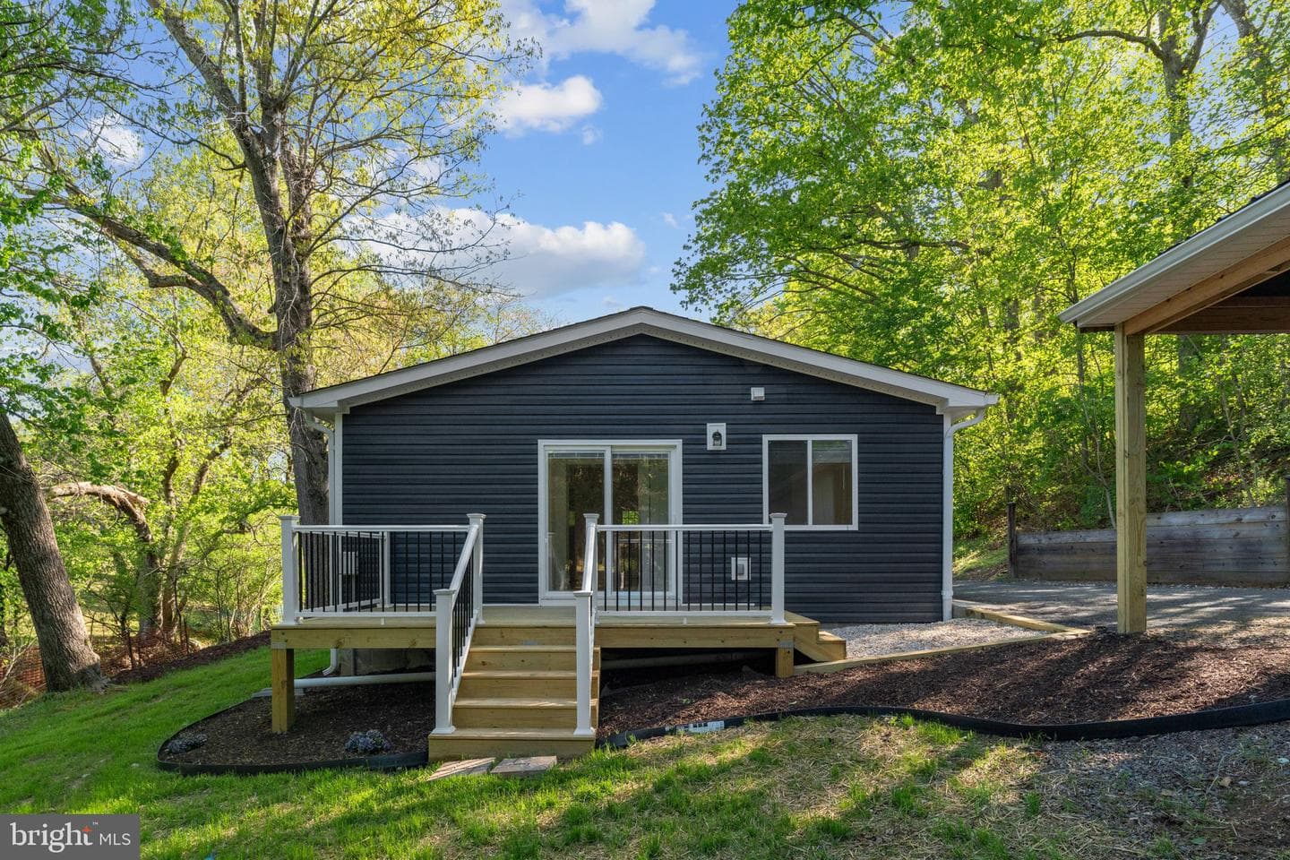 850 Oak Park photo 18