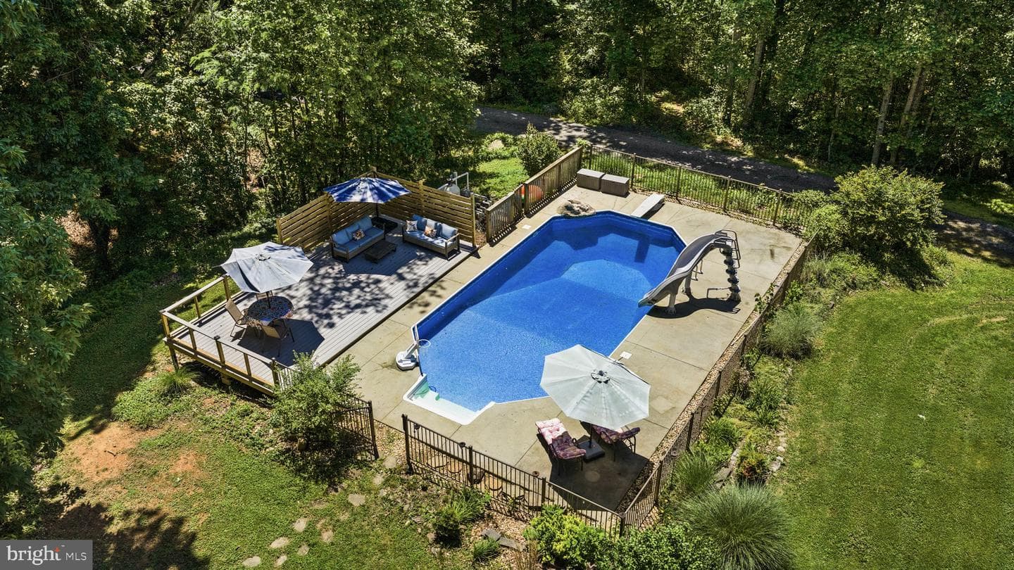 247 Bootons Lane photo 41