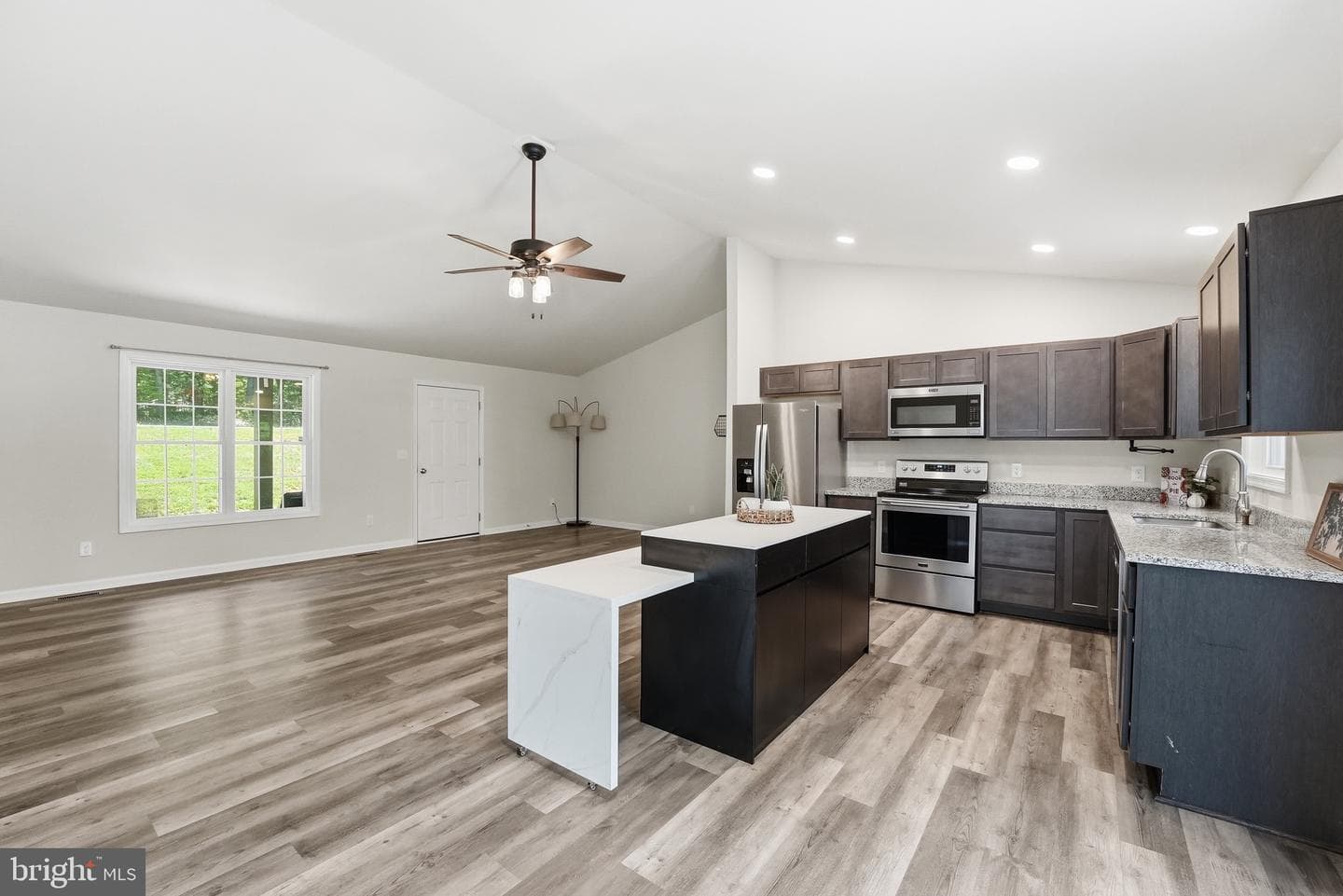 898 Seville Rd. photo 15