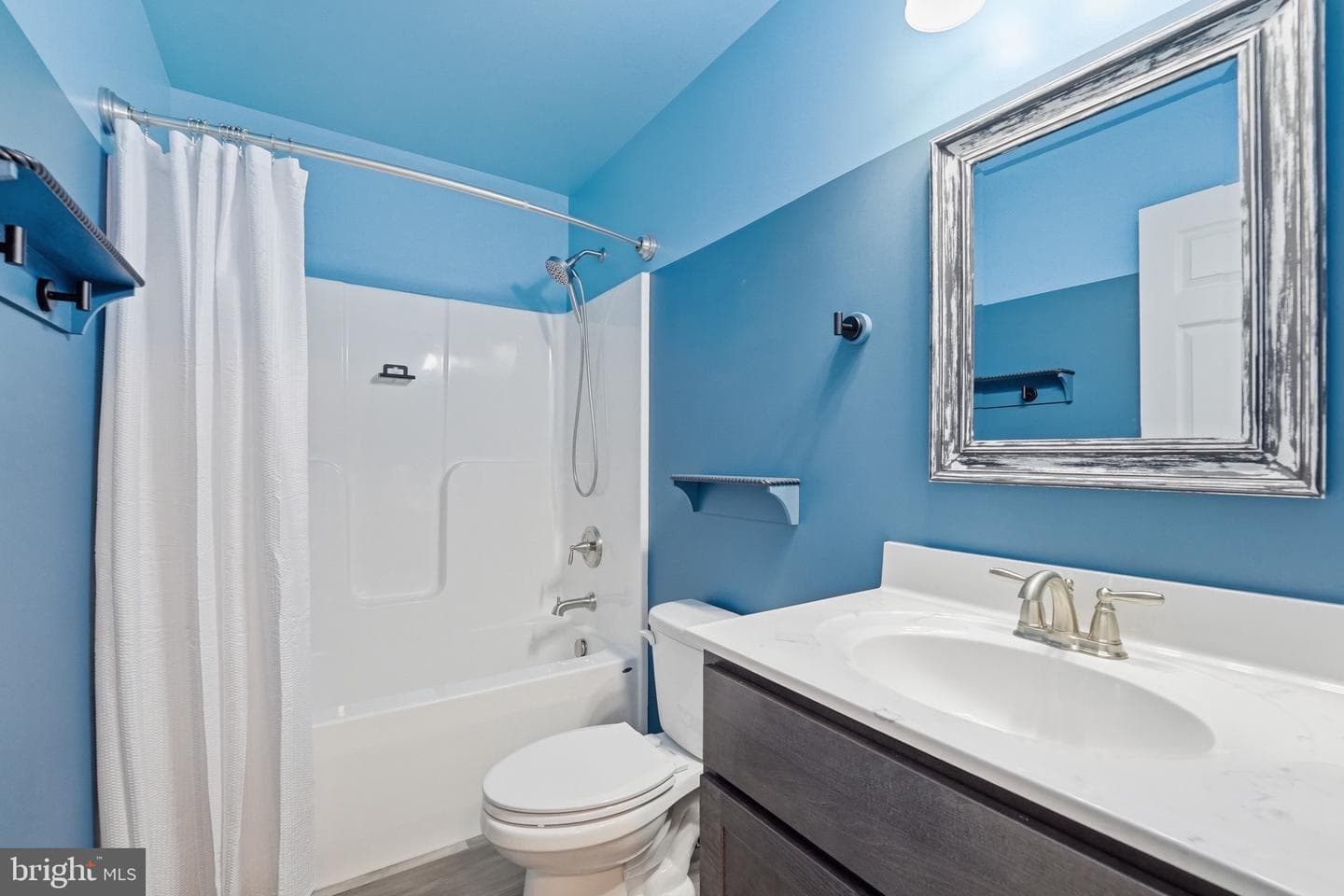 898 Seville Rd. photo 17