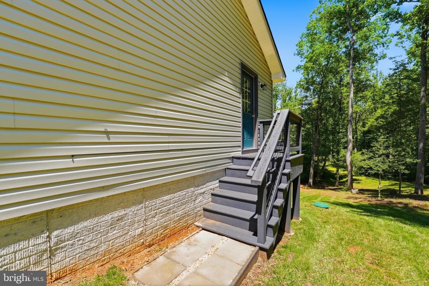 898 Seville Rd. photo 35