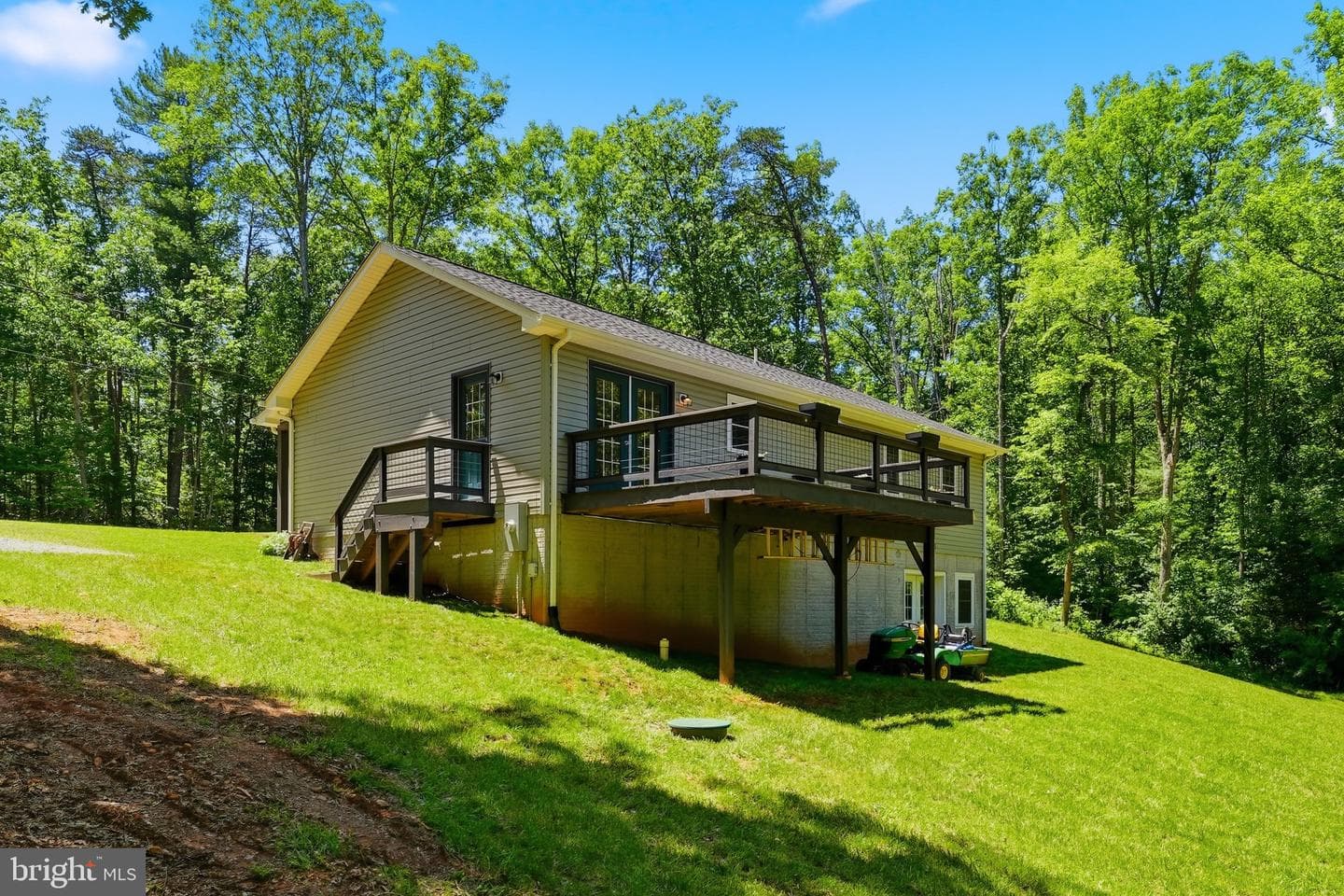 898 Seville Rd. photo 7