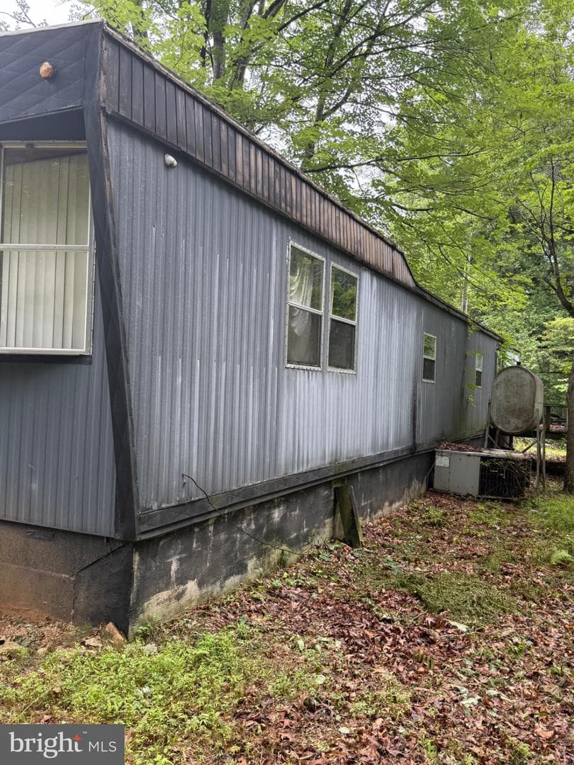 6334 W Hoover Road photo 3