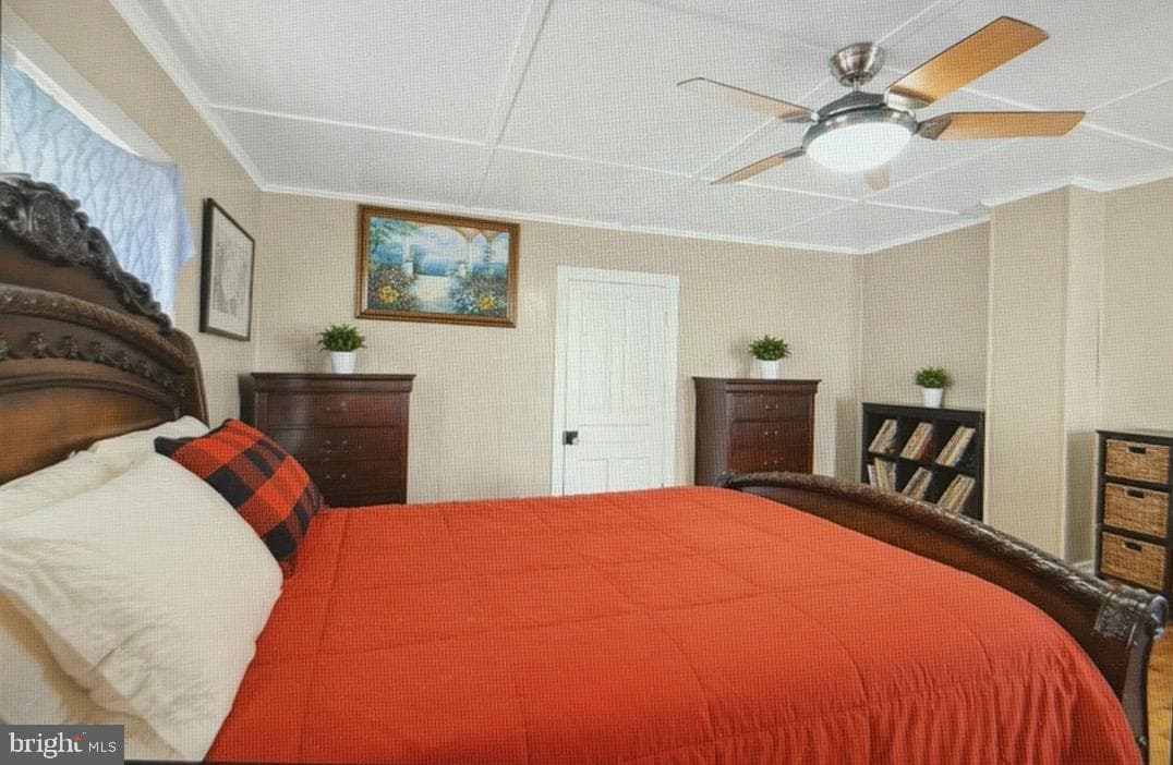 103 Seaboard Avenue photo 4
