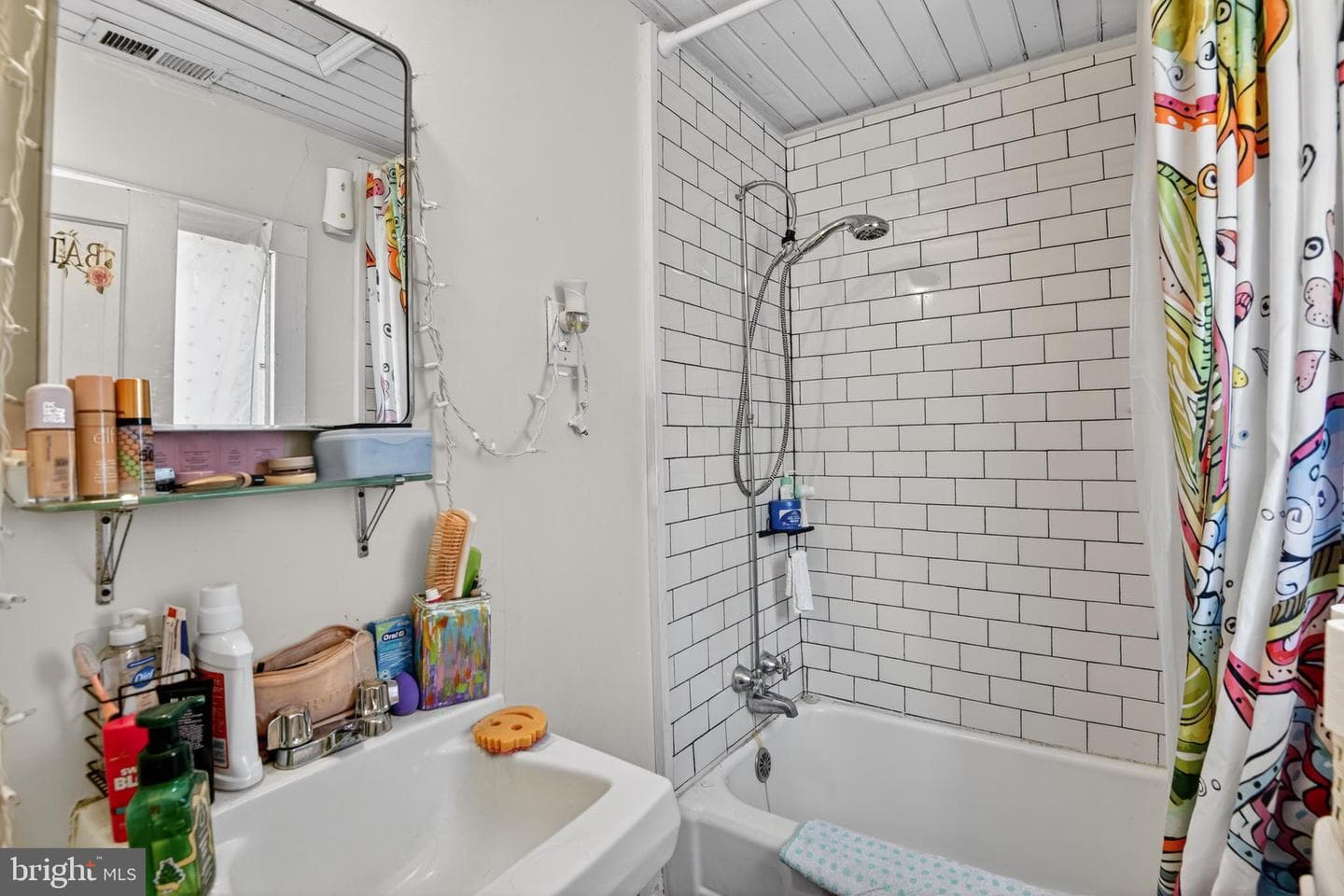 103 Seaboard Avenue photo 5