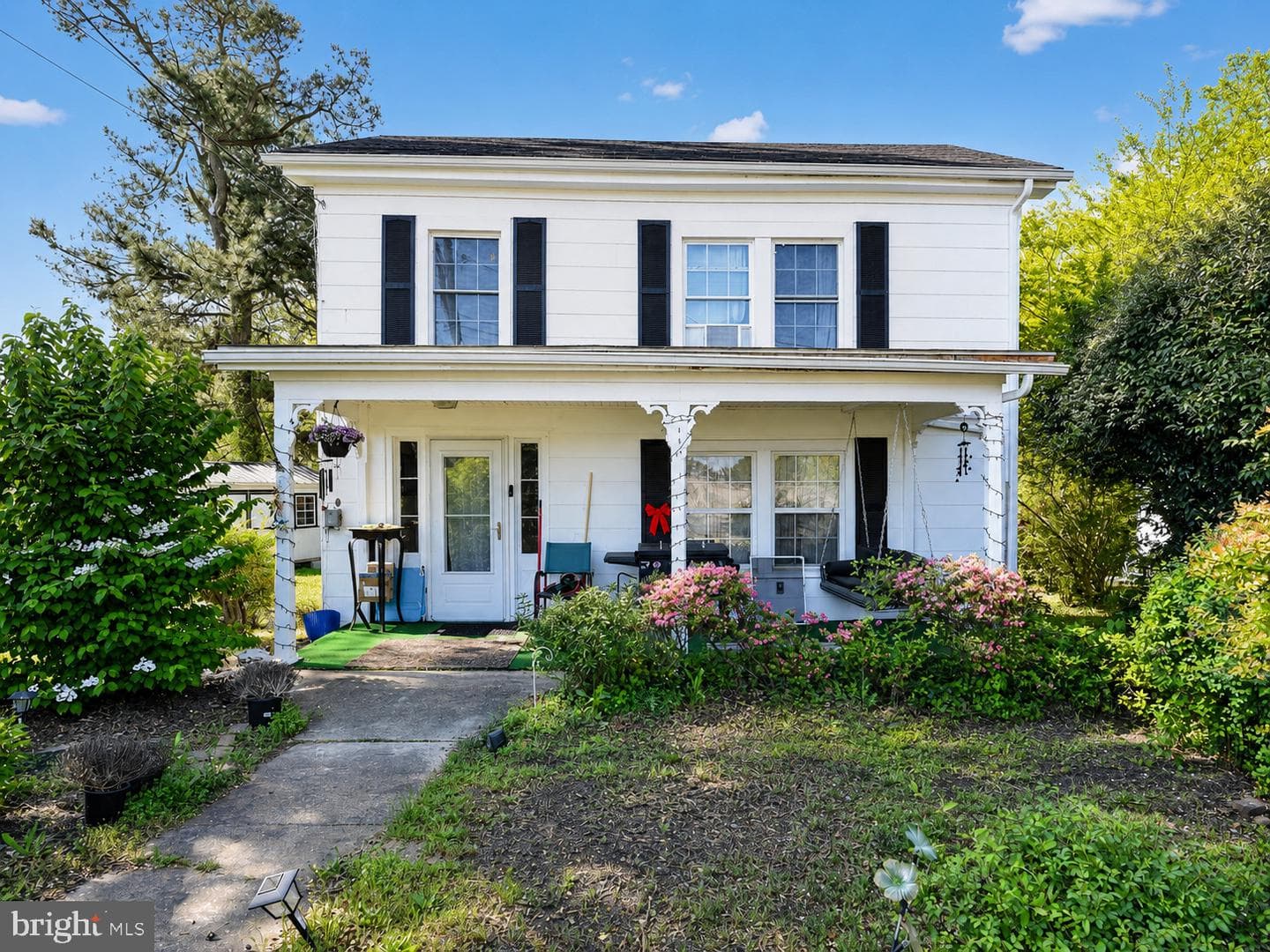 103 Seaboard Avenue photo 1