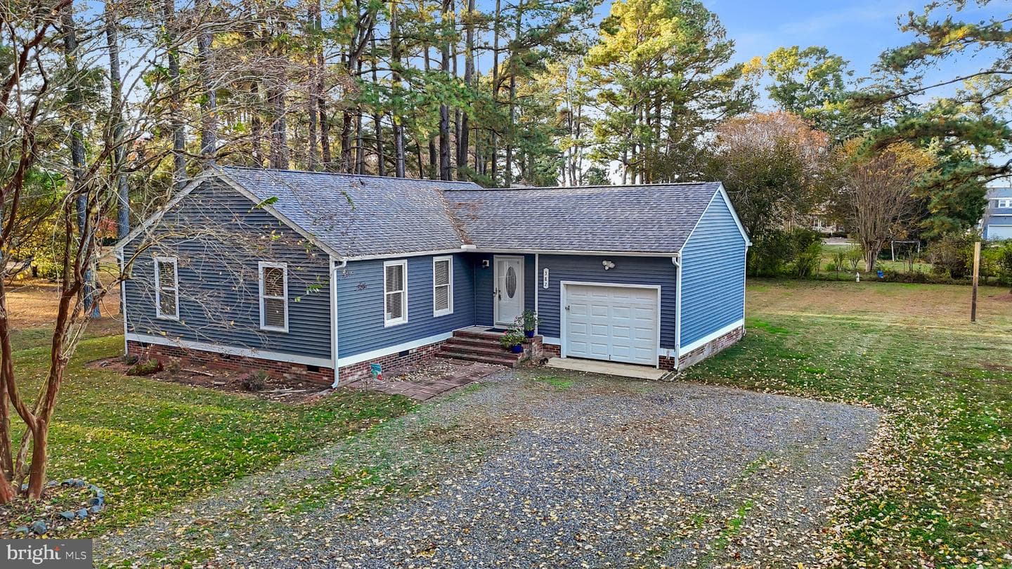 387 N Shore Circle photo 38