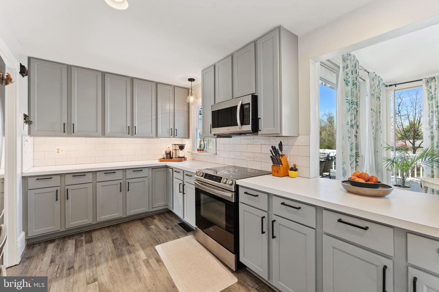 9026 Sudley Road photo 29