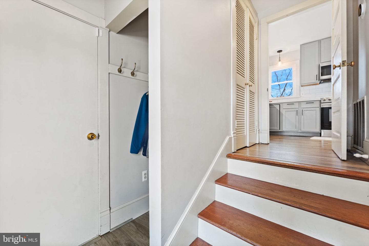 9026 Sudley Road photo 68