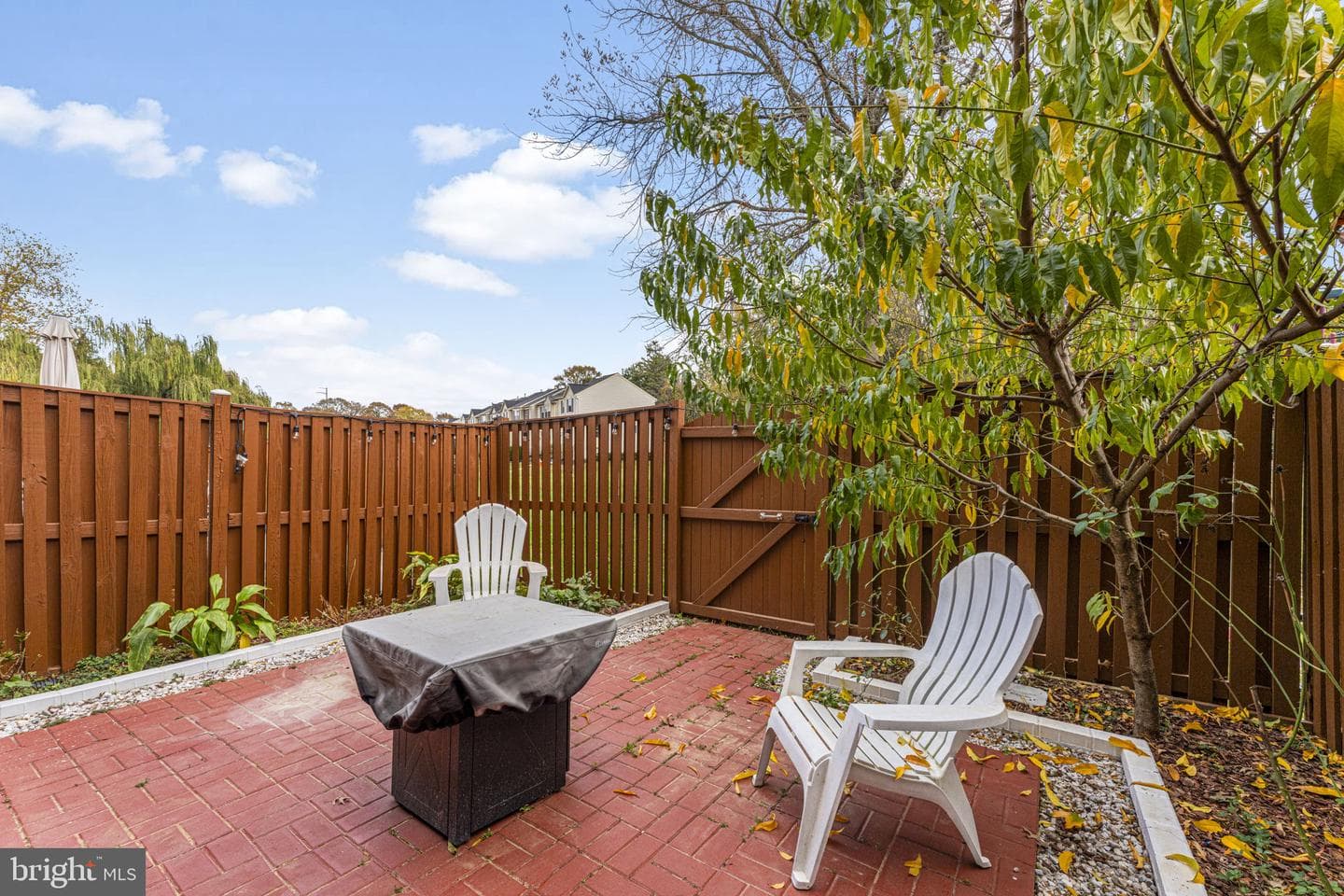 8733 Deblanc Place photo 42