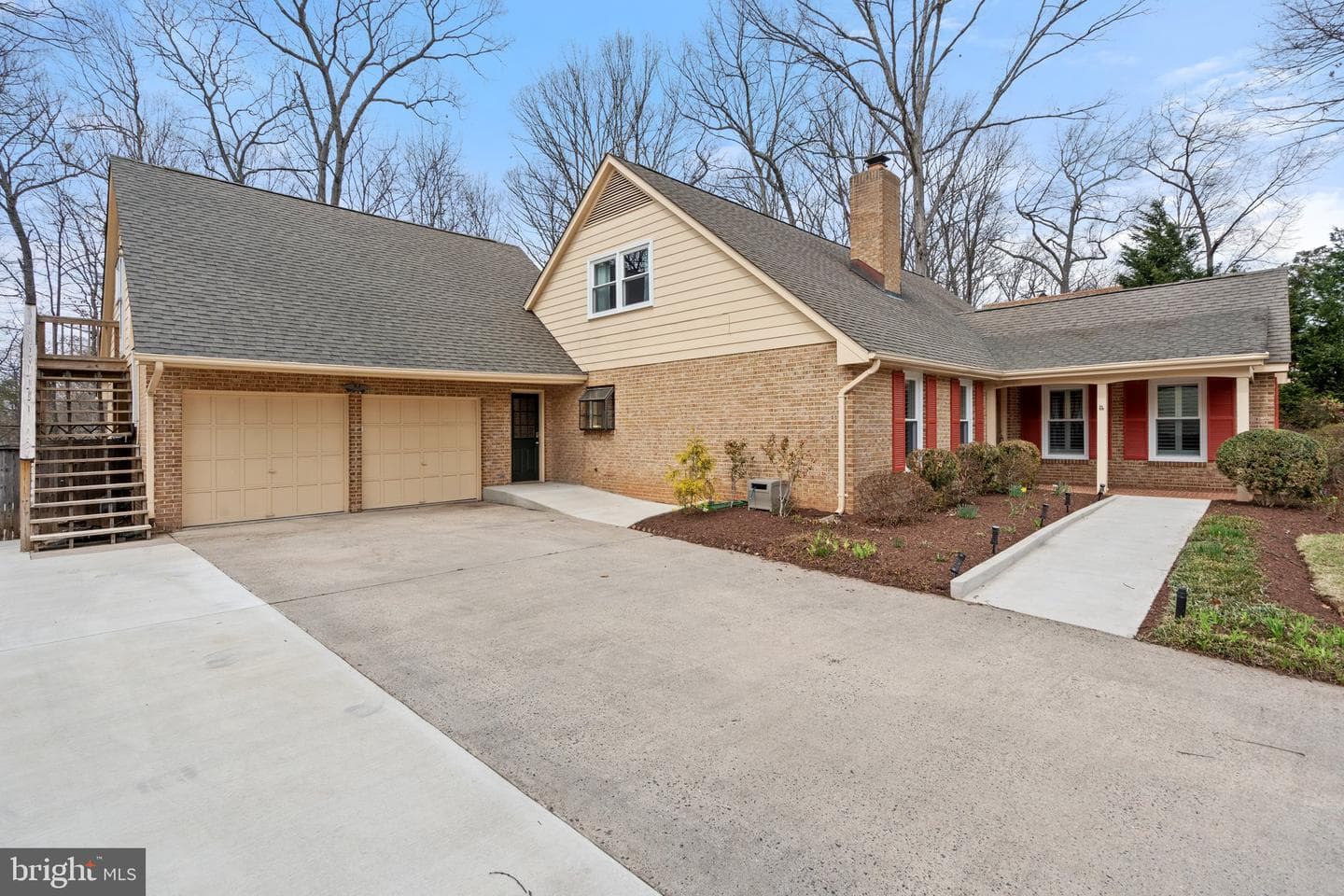 8895 Bond Court photo 7