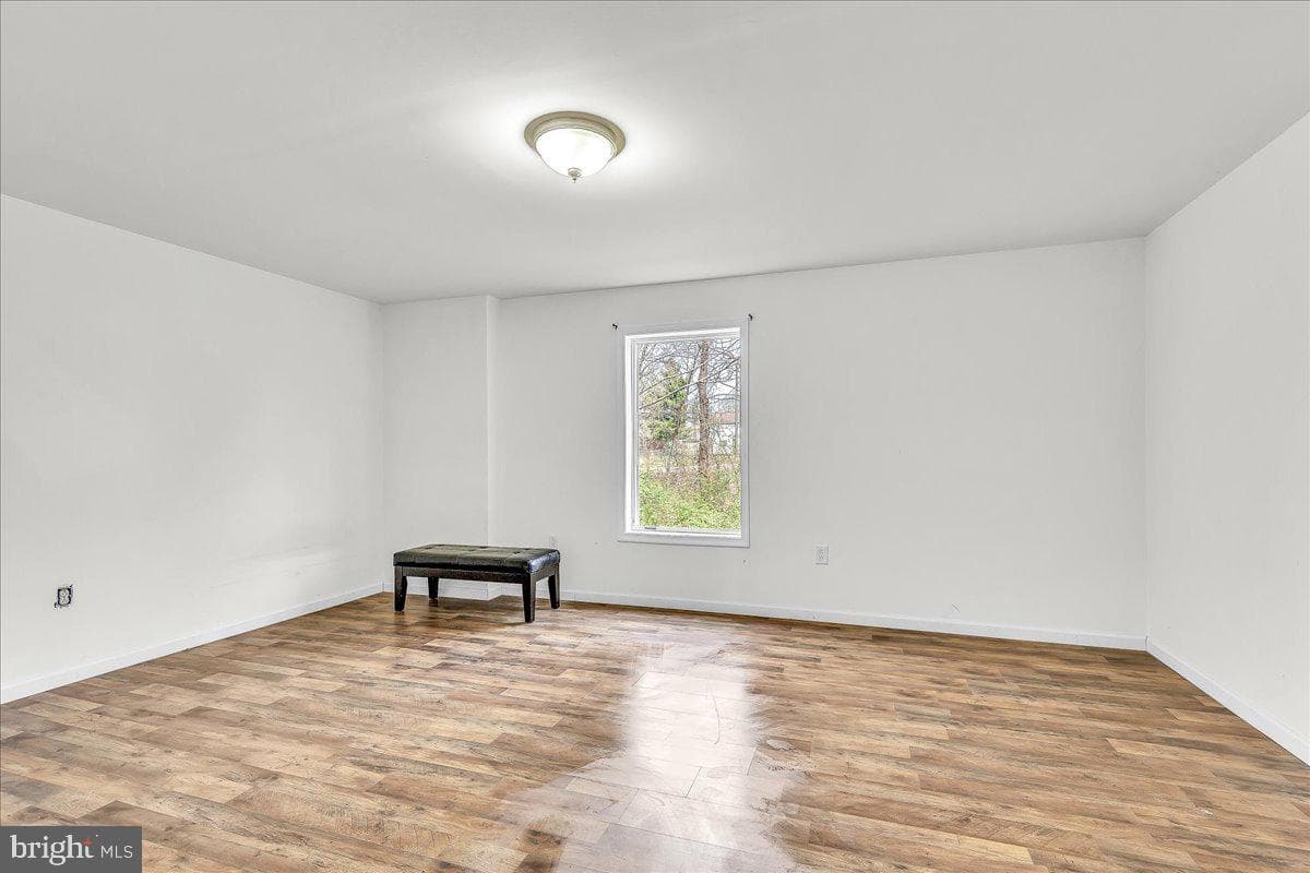 9588 Clover Hill Road photo 31