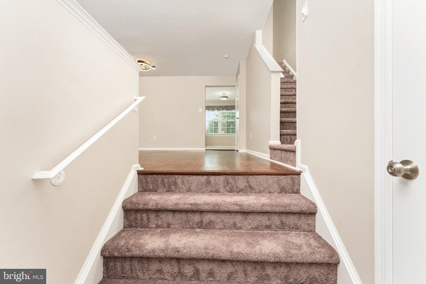 8761 Deblanc Place photo 4
