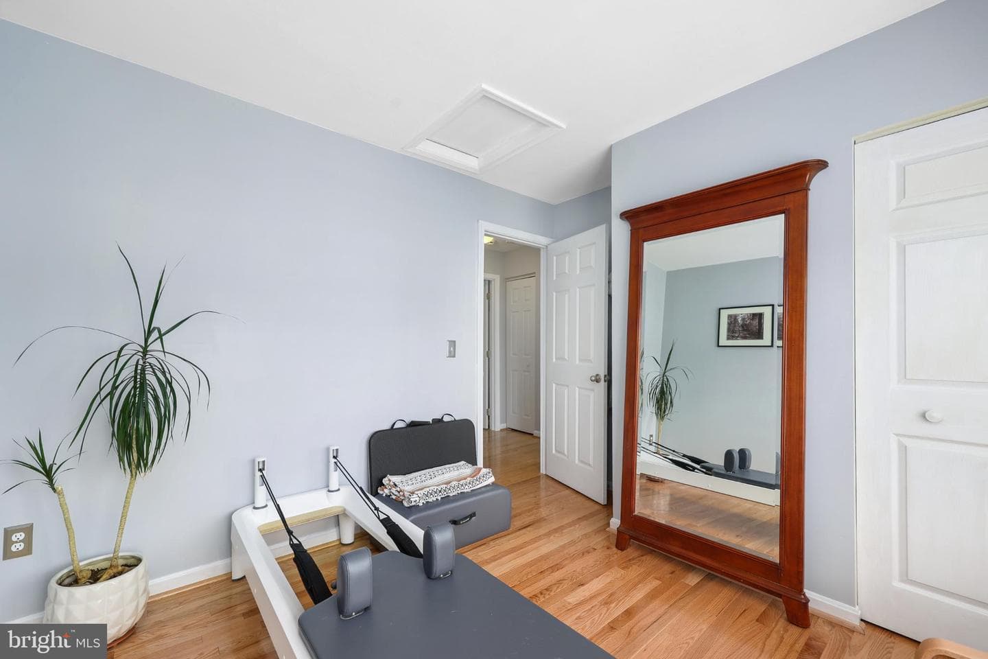 9301 Veridan Drive photo 32
