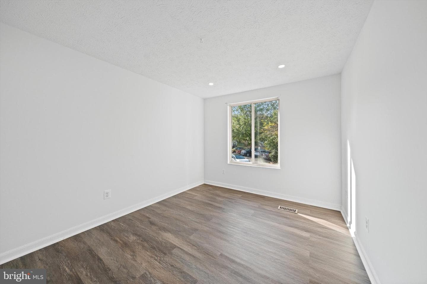 10285 Long Hill Court photo 10