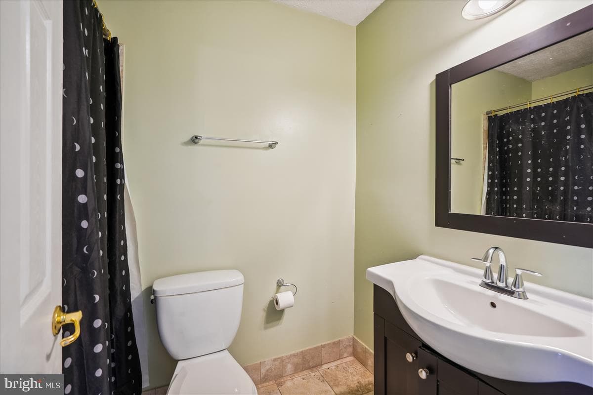 8347 Ivy Glen Court photo 10