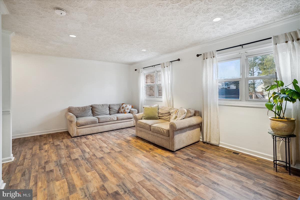 8347 Ivy Glen Court photo 14