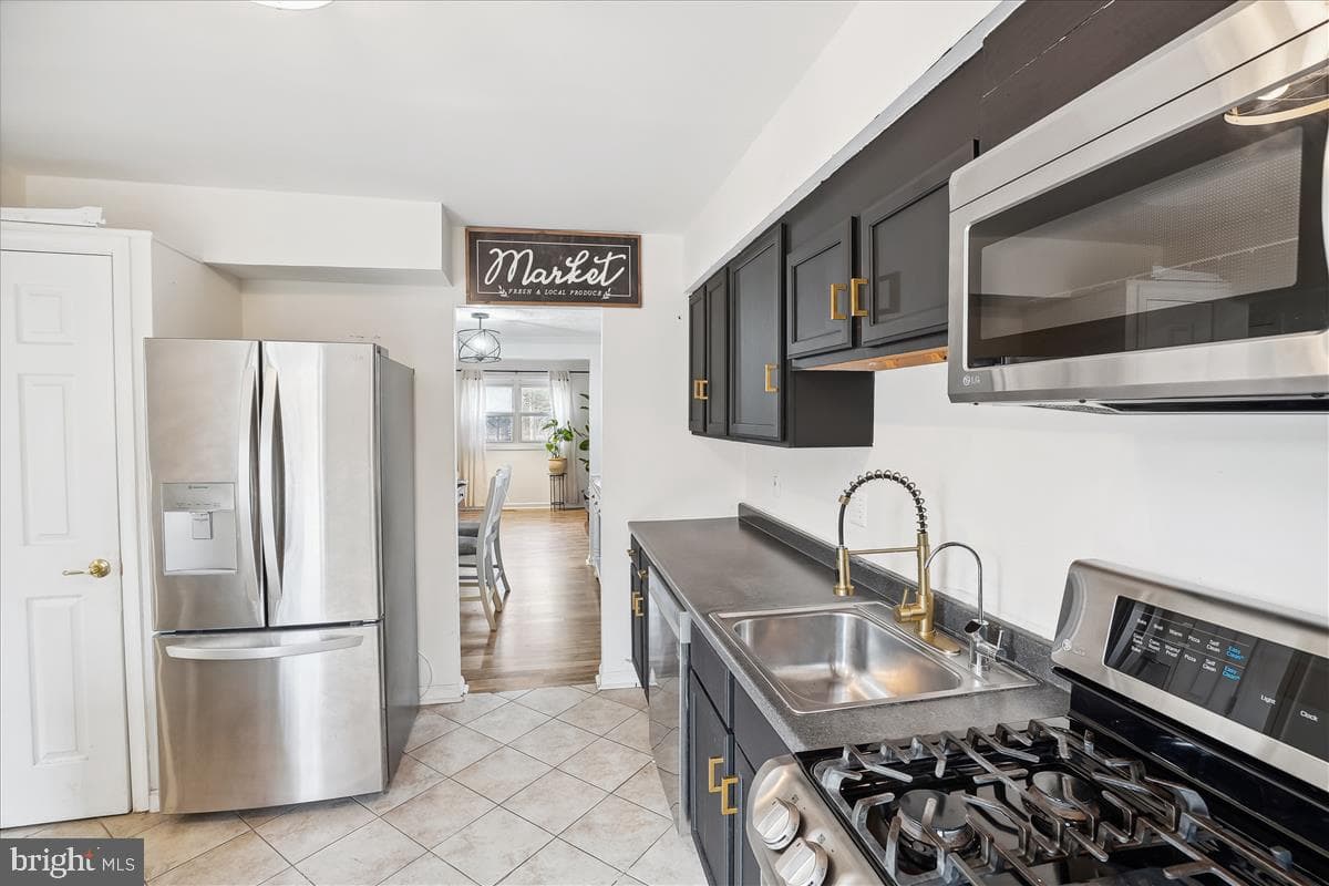 8347 Ivy Glen Court photo 4