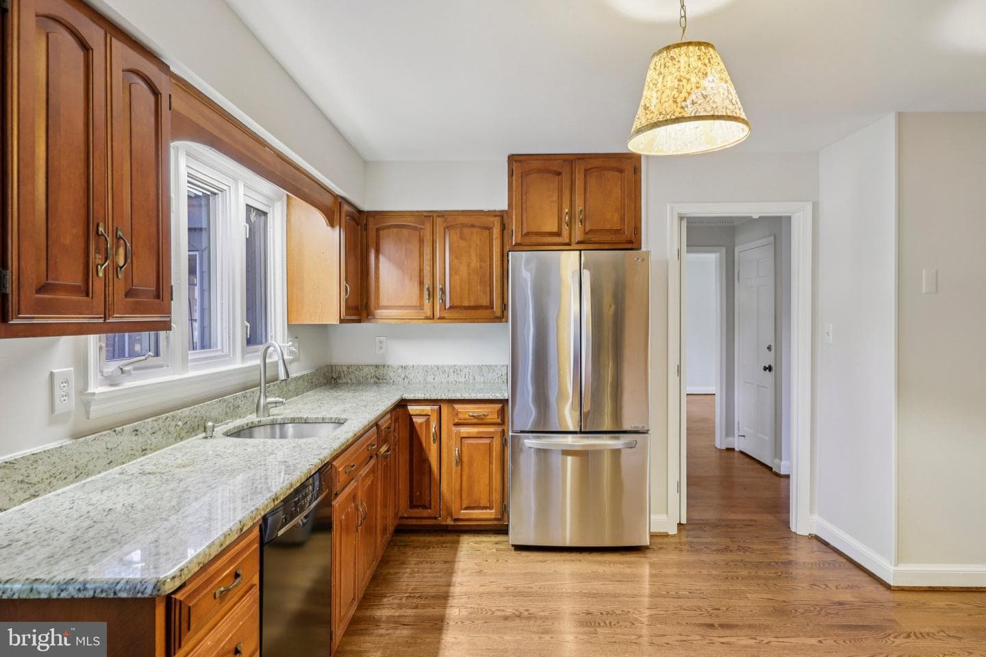 8751 Weir Street photo 15