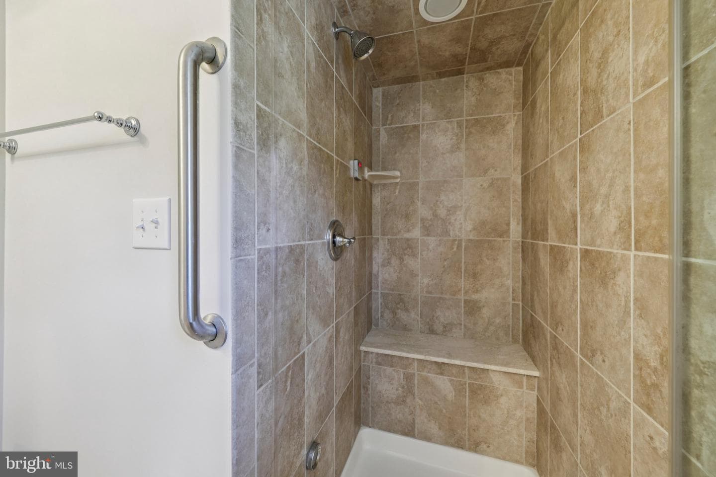 8751 Weir Street photo 31
