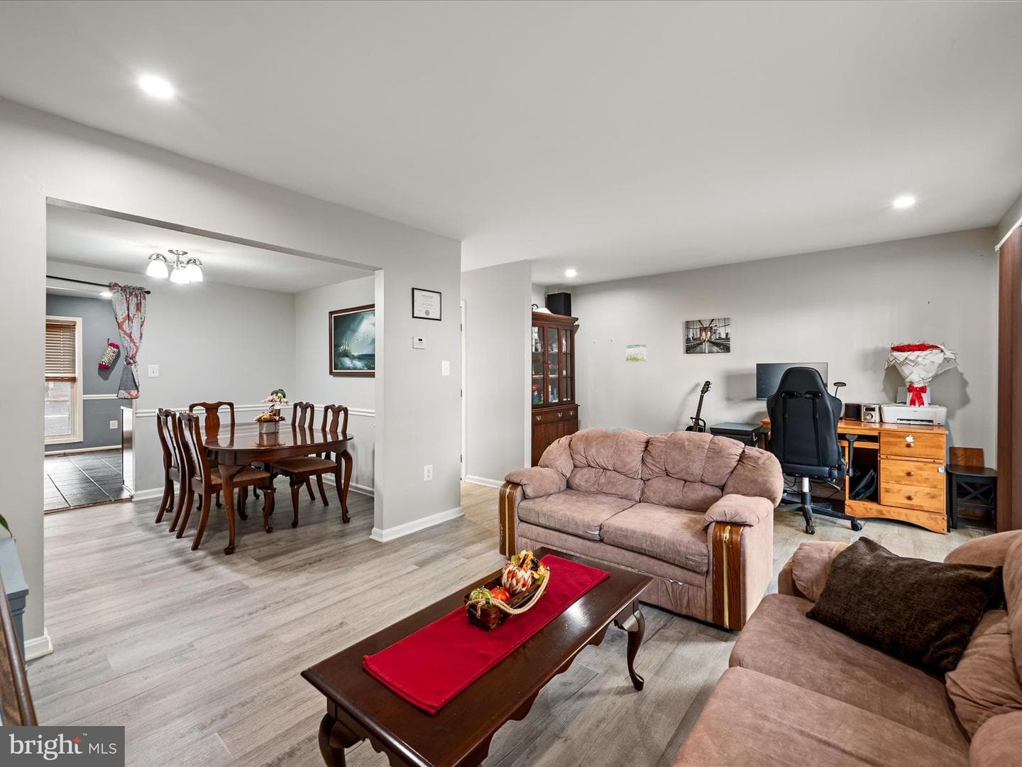 8436 Willow Glen Court photo 3