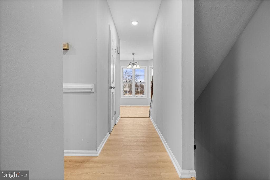 8504 Saddle Court photo 7