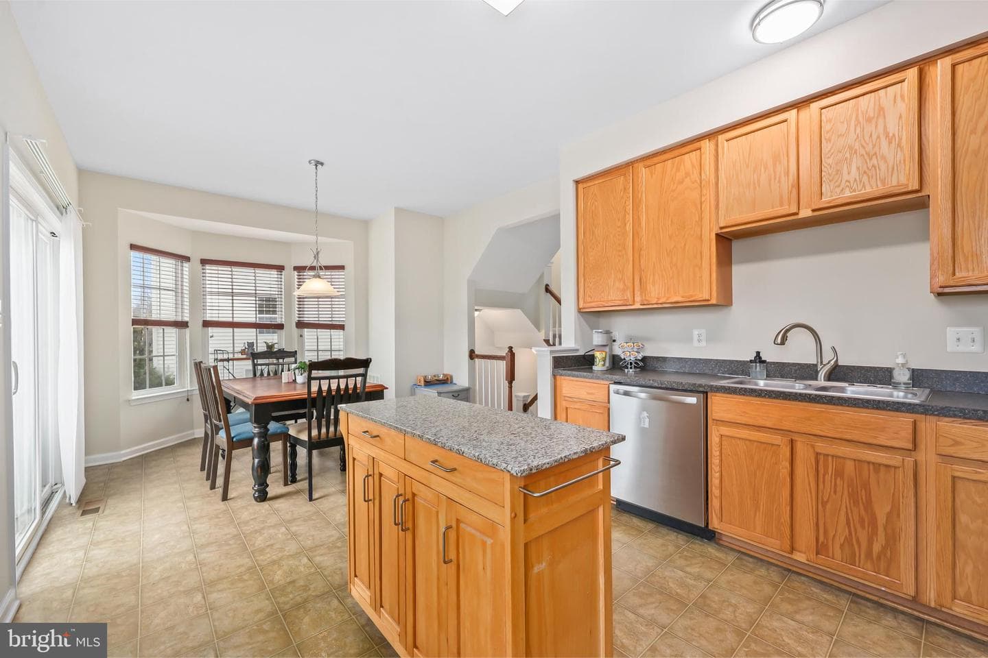 10260 Whitworth Lane photo 4