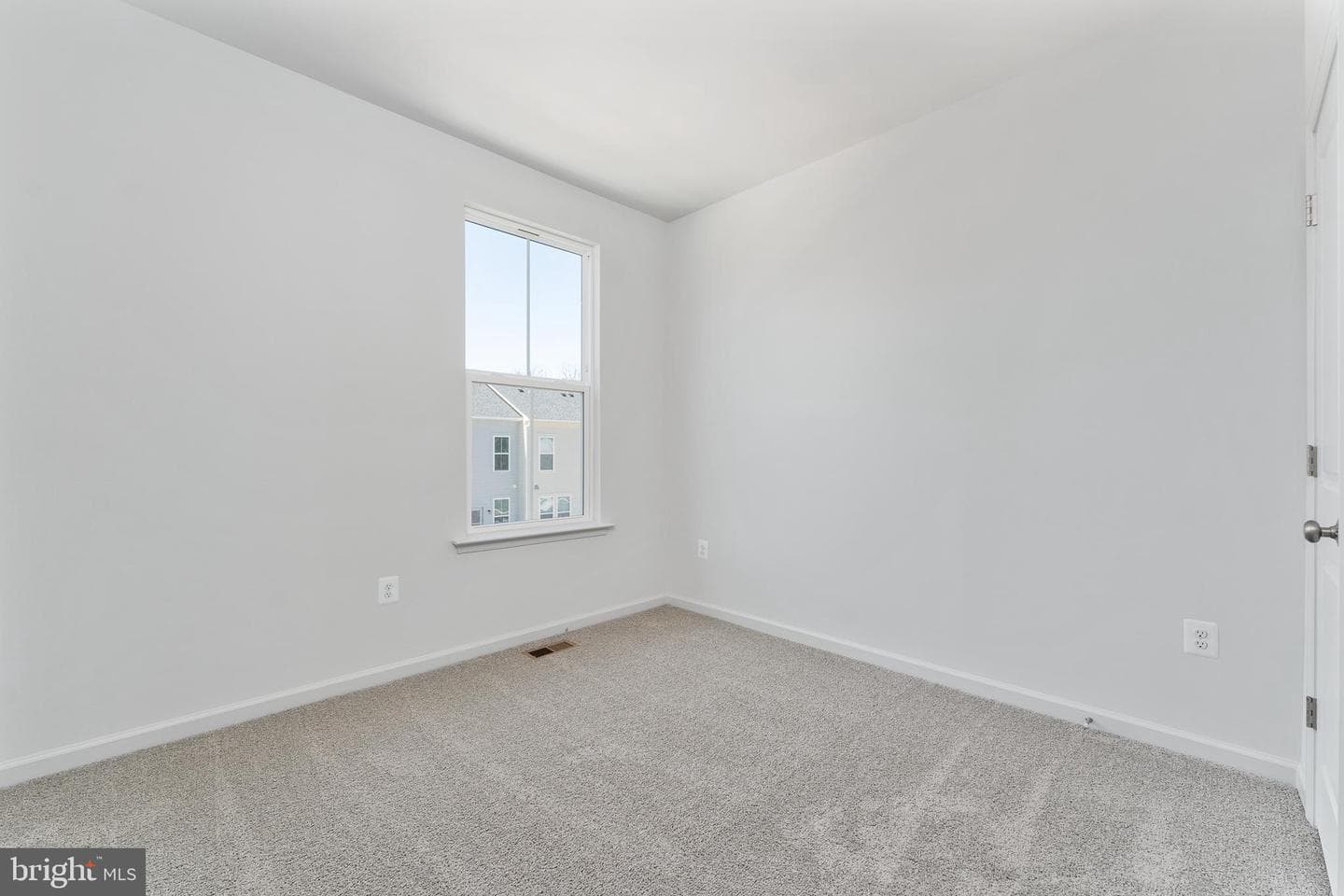 10161 Queens Way photo 31