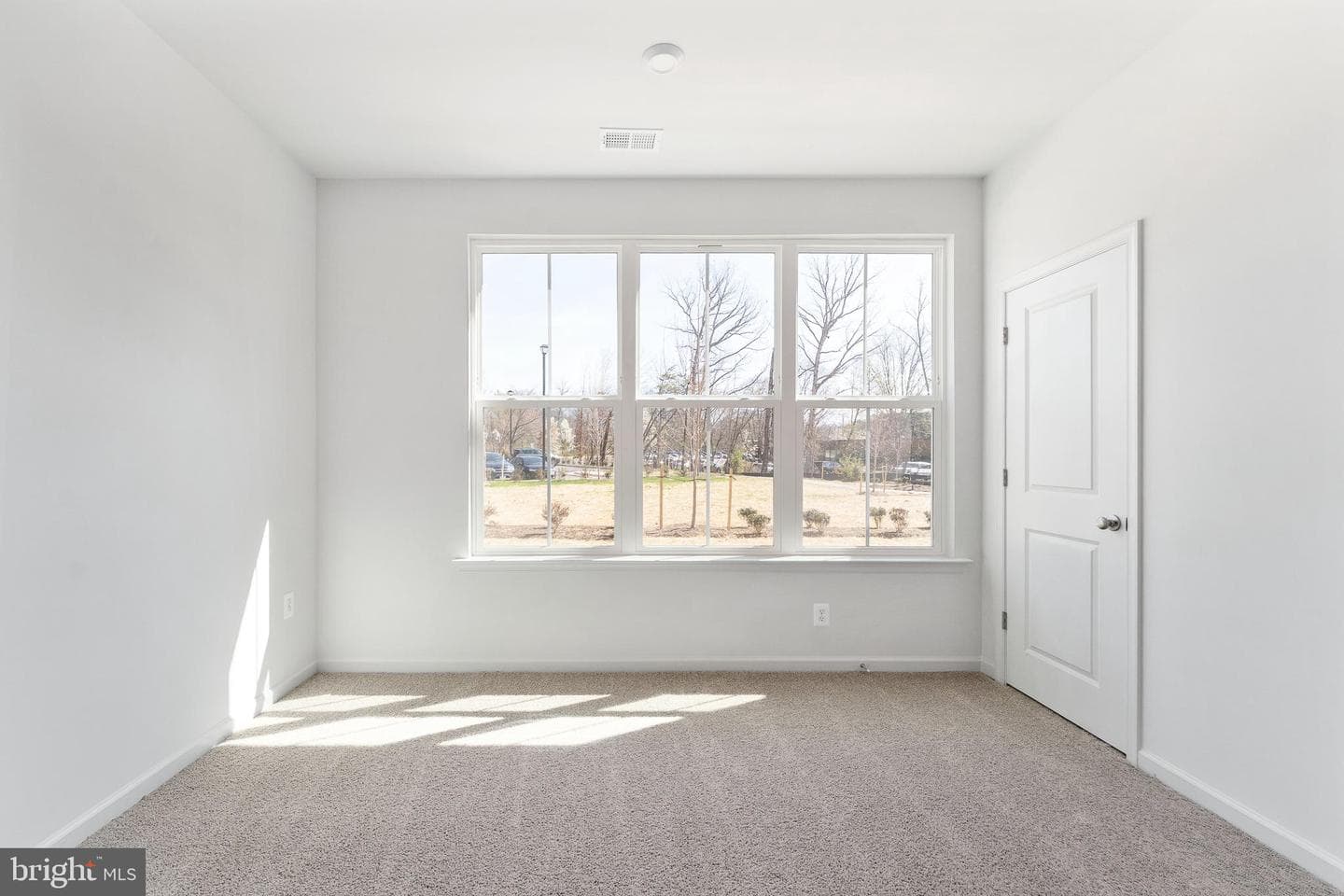 10161 Queens Way photo 38