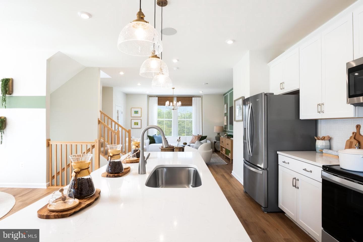 10150 Queens Way photo 24
