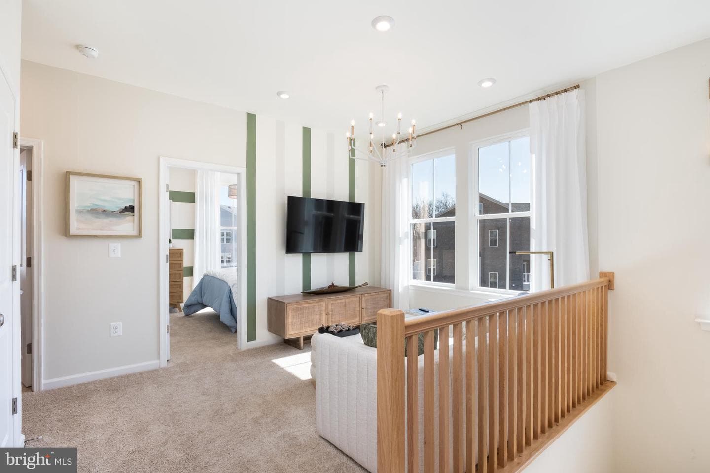 10150 Queens Way photo 29