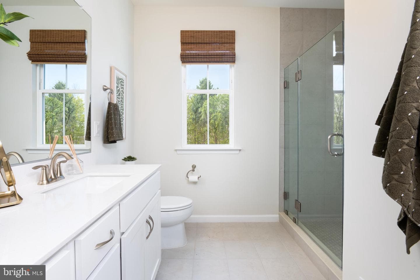 10150 Queens Way photo 40