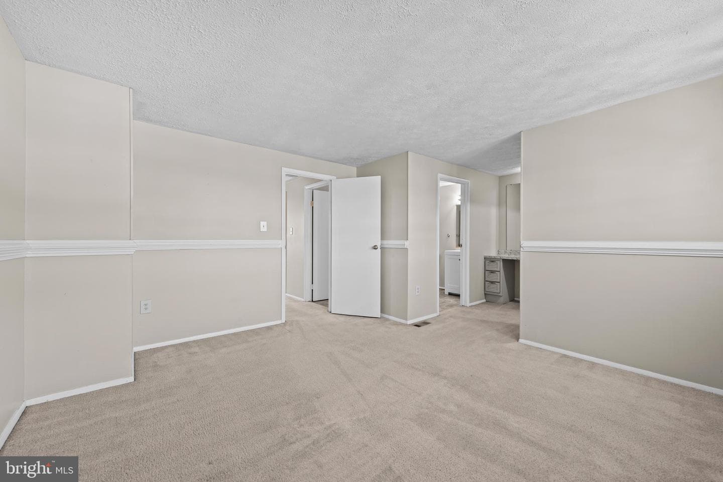 8392 Shady Grove Circle photo 14