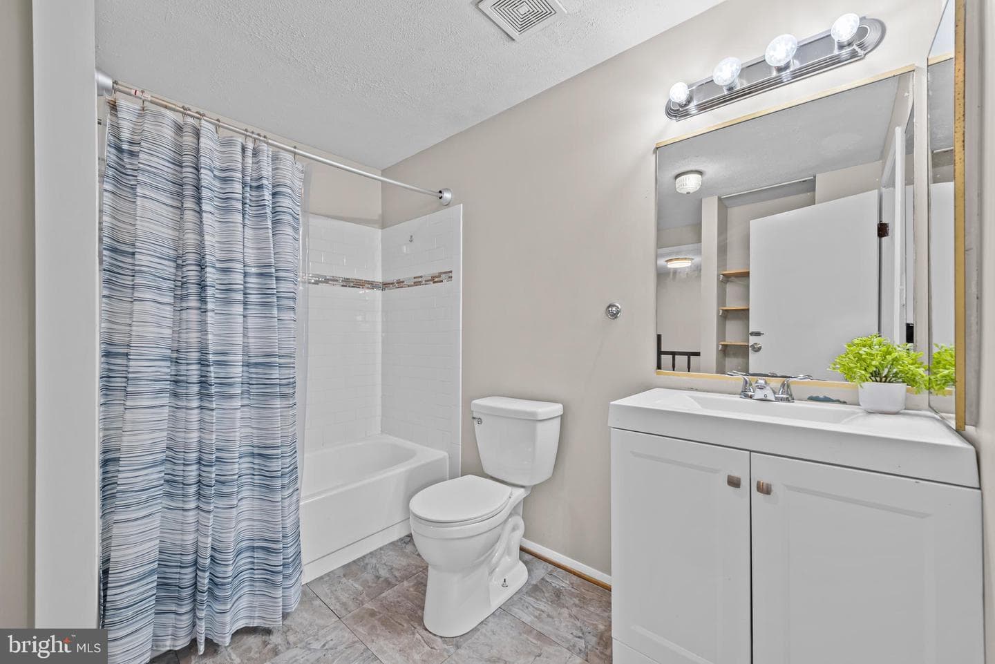 8392 Shady Grove Circle photo 16