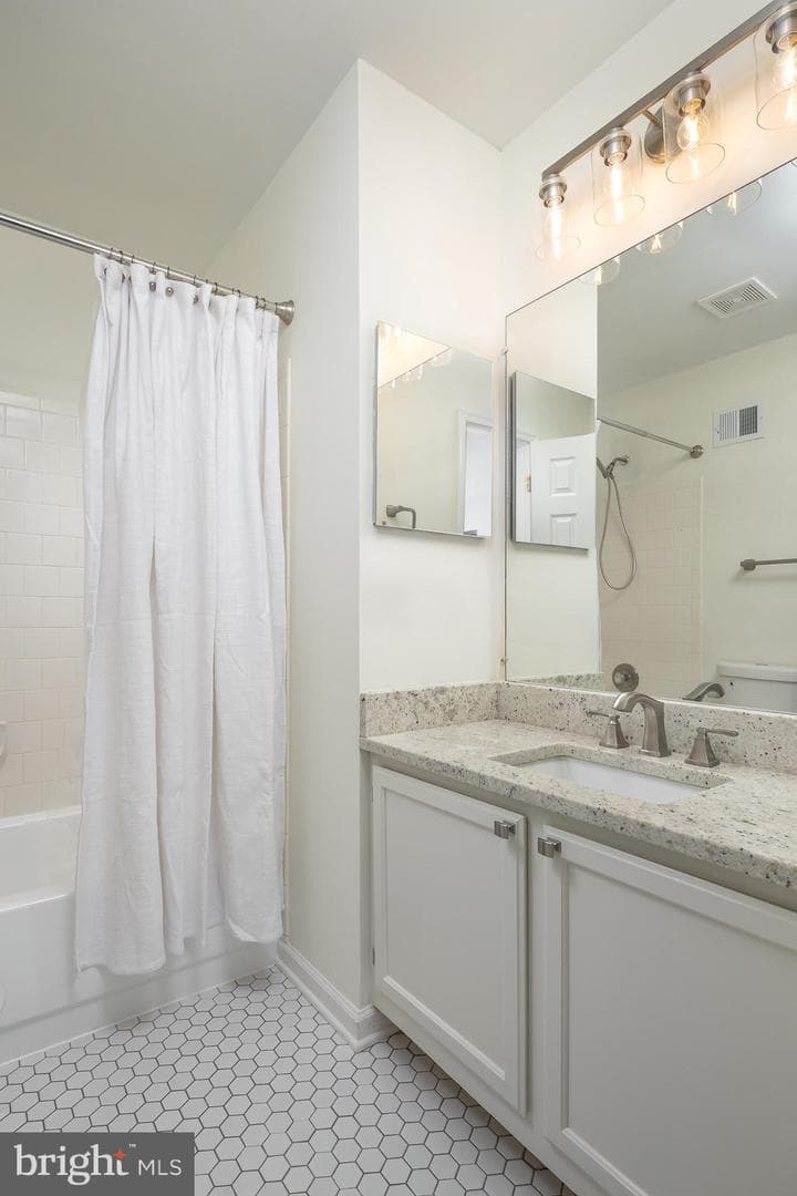 8770 Deblanc Place photo 27