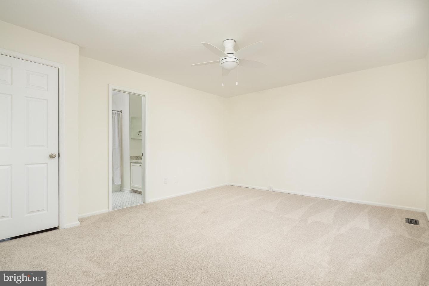 8770 Deblanc Place photo 29