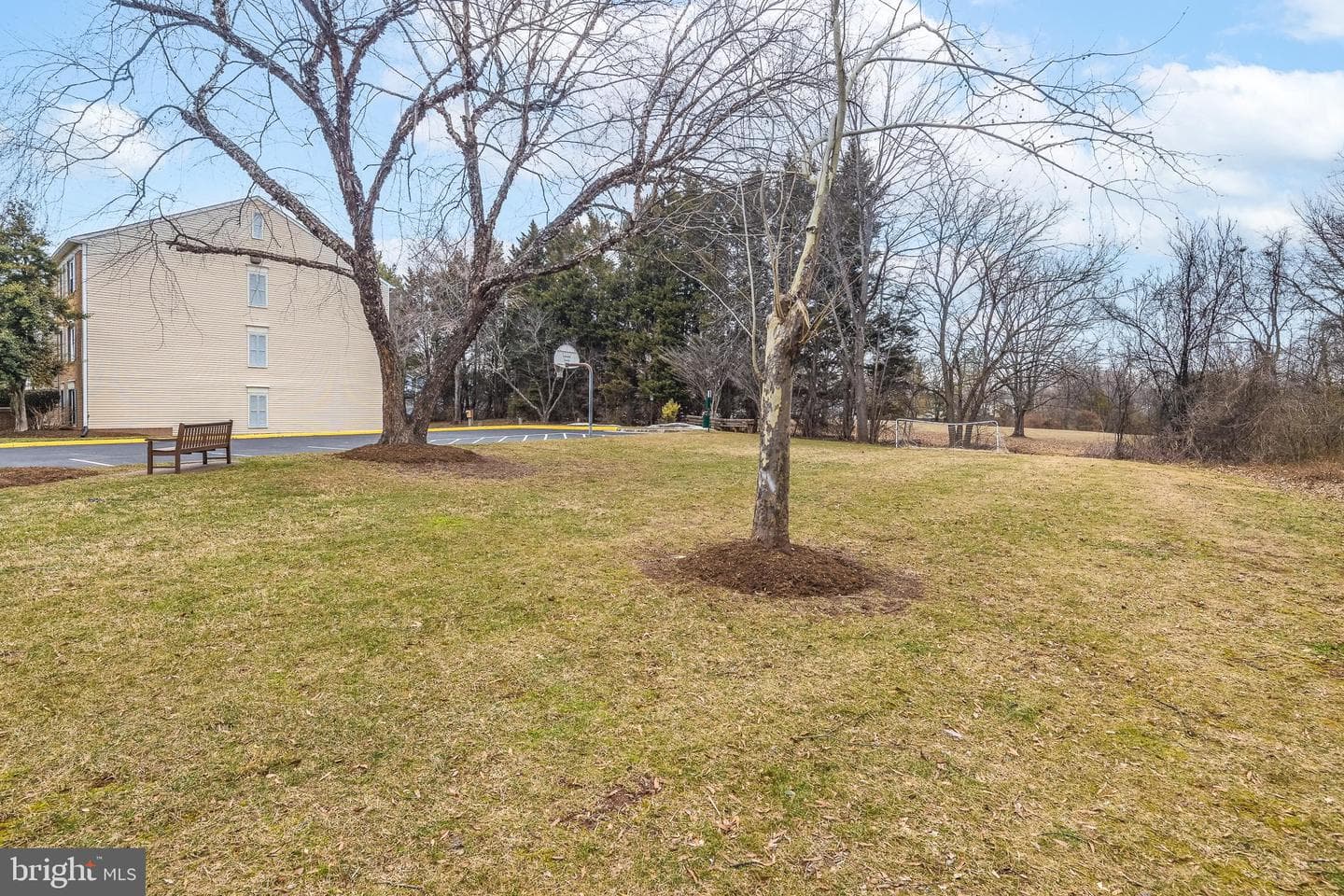 9210 Caspian Way #302 photo 32