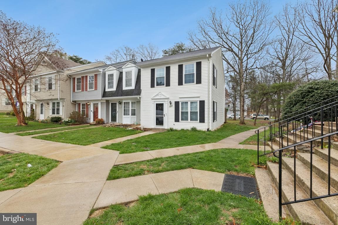 8653 Braxted Lane photo 1
