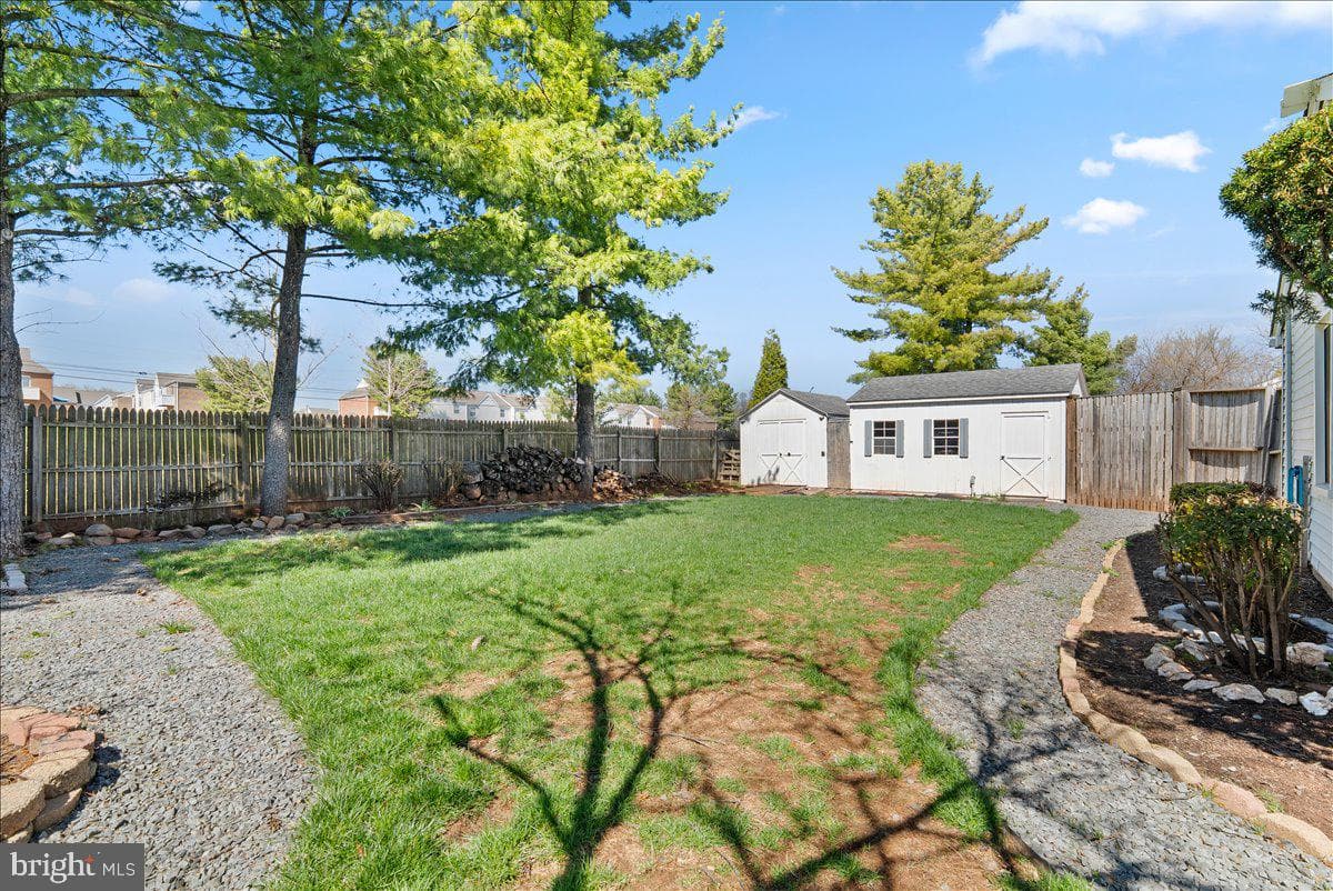 8896 Sweetbriar photo 45