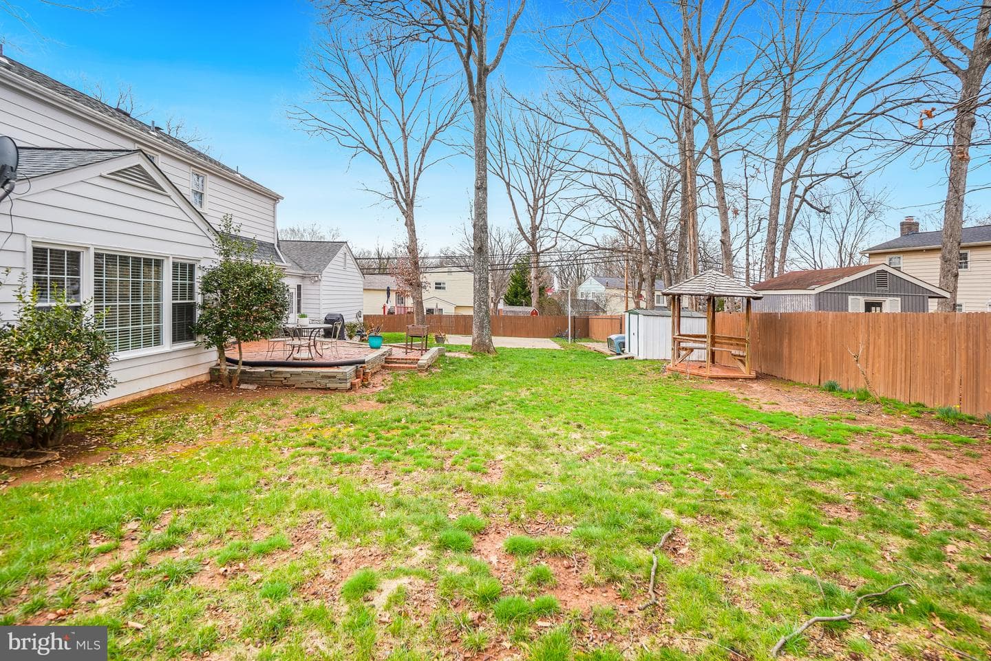 8749 Weir Street photo 50