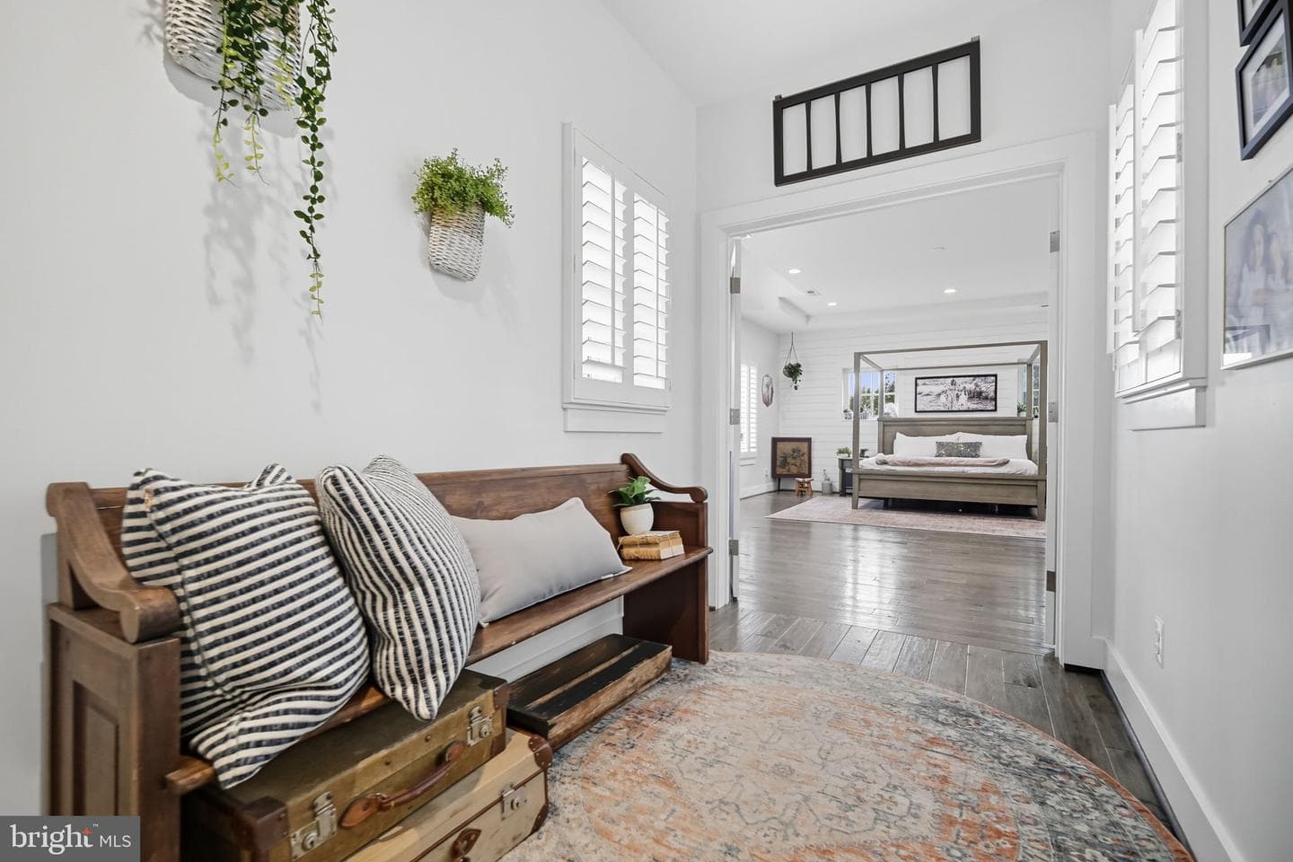 9105 Ewell Street photo 47