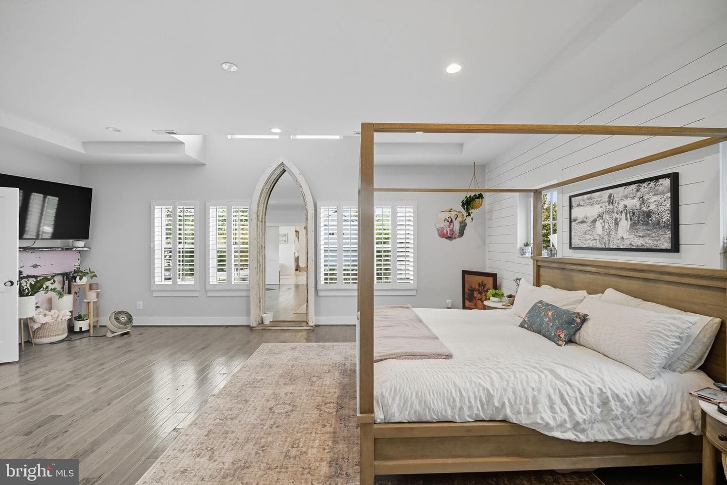 9105 Ewell Street photo 52