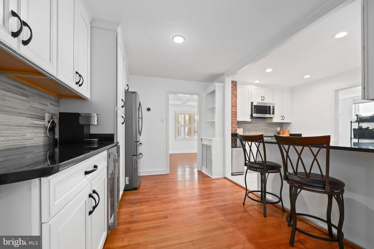 9106 Battle Street photo 27